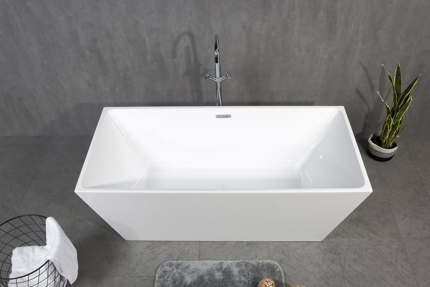 Freestanding Bathtub, Square with Slotted Overflow
